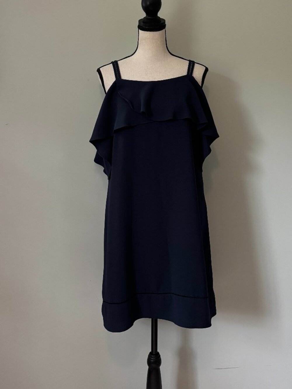 Maggy London Navy Cold Shoulder Ruffle Dress Size 8 Like New